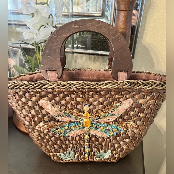 NWT Capelli Straworld Brown Cornhusk Dragonfly Embellished Handbag - Picture 2 of 9